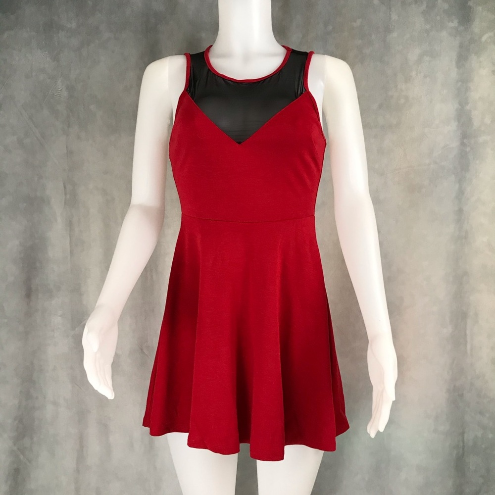 Forever 21 Red Black Holiday Skater Flared…